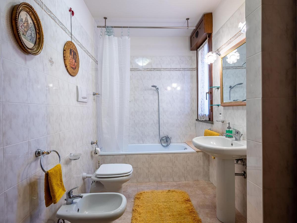 Il Bosco Di Re Guesthouse, Camera Matrimoniale Реджо Емилия Екстериор снимка